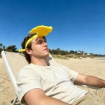 Sparkling Eye atching Hand Shaped Sun Hat Trendy 3D Interesting Adjustable Headband Novel Photo Props Camping Beach Party Travel