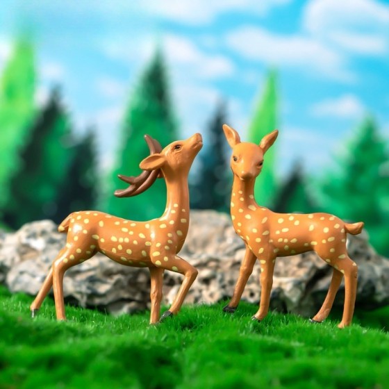 Weather Resistant Mini Plastic Sika Deer Statues Realistic Forest Animal Model DIY Fairy Garden Micro Scene Decor Home Lawn Craft Ornament