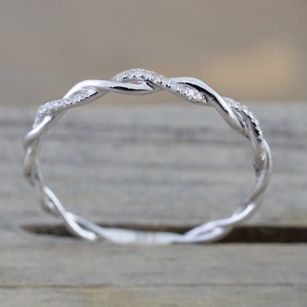 Dainty Thin Twisted Band Engagement Wedding Ring for Women, Elegant Silver‑Tone Cubic Zirconia Fashion Jewelry Gift for Her