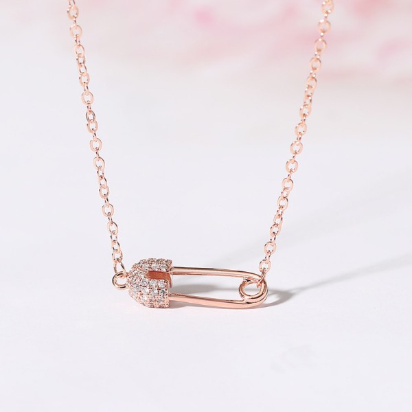 Pendant Necklace for Women, Unique Hollow Out Zircon Pin, 3 Color Collarbone Chain Fashion Jewelry KBN260