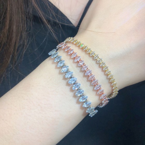 Adjustable Women Hand Chain, Simple Eye Shaped Crystal Tennis Bracelet, Fashion Jewelry for Friends