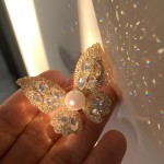 French Women Zircon Butterfly Pearl Brooch, Luxury Full Rhinestone Insect Lapel Pins, Elegant Temperament Jewelry Gift Broach