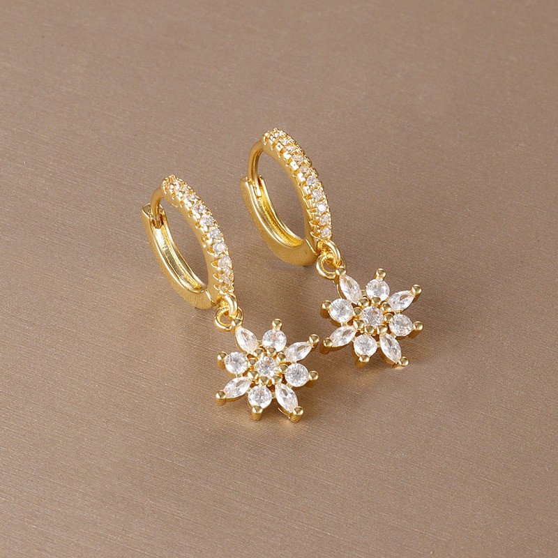 Luxury Stainless Steel Star Dangle Earrings for Women Sparkling Zircon Geometric Jewelry