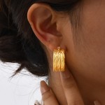 Vintage Hollow Butterfly Pendant Necklace Gold Color Long Chain Women Fashion Jewelry Party Gift