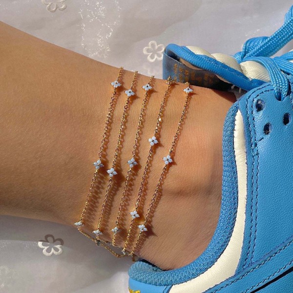 Four Leaf Clover Crystal Anklet for Women - Delicate Kpop Style Thin Chain