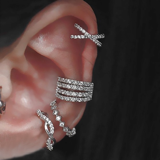Fake Piercing Cartilage Ear Clip with Micro-Set Zircon, Silver Color