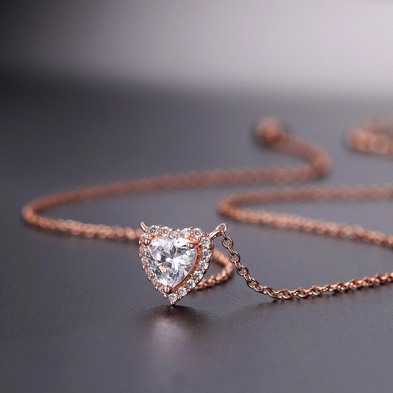 Heart Pendant Necklace for Women with Cubic Zirconia Rose Gold Choker Chain