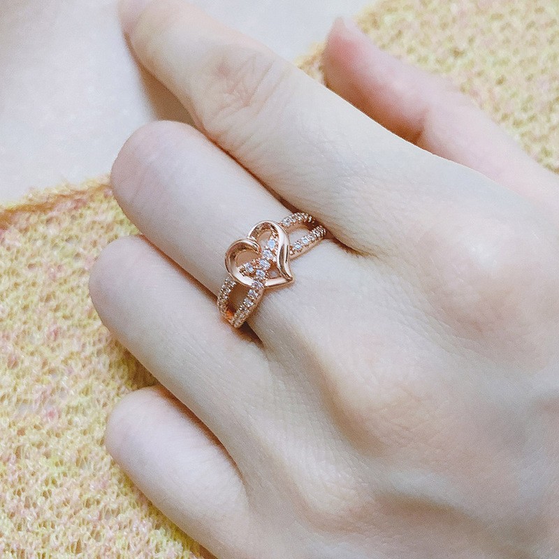 Women's Hollow-Out Zircon Ring in White Gold Color