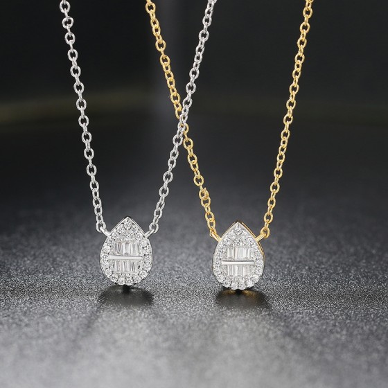 Crystal Waterdrop Pendant Necklace for Women, Gold Color Choker Chain