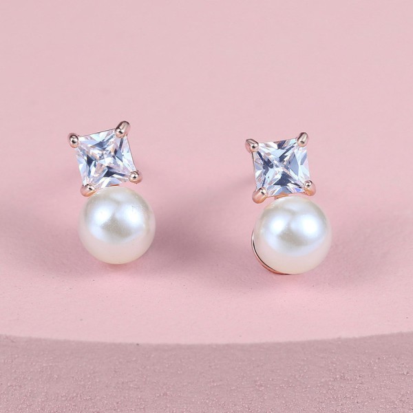 Elegant Cubic Zirconia and Imitation Pearl Stud Earrings for Women