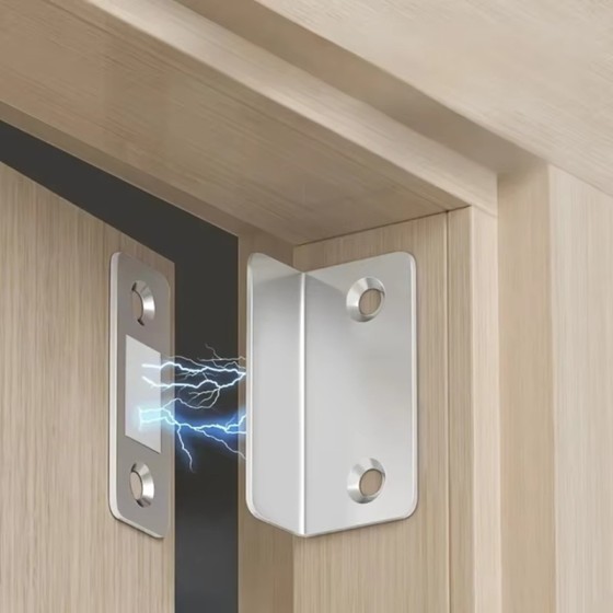 2-Piece Magnetic Door Latch Set for Cabinets and Wardrobes