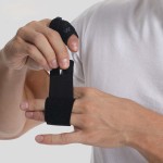 Adjustable Finger Splint Support Brace for Sports and Joint Protection